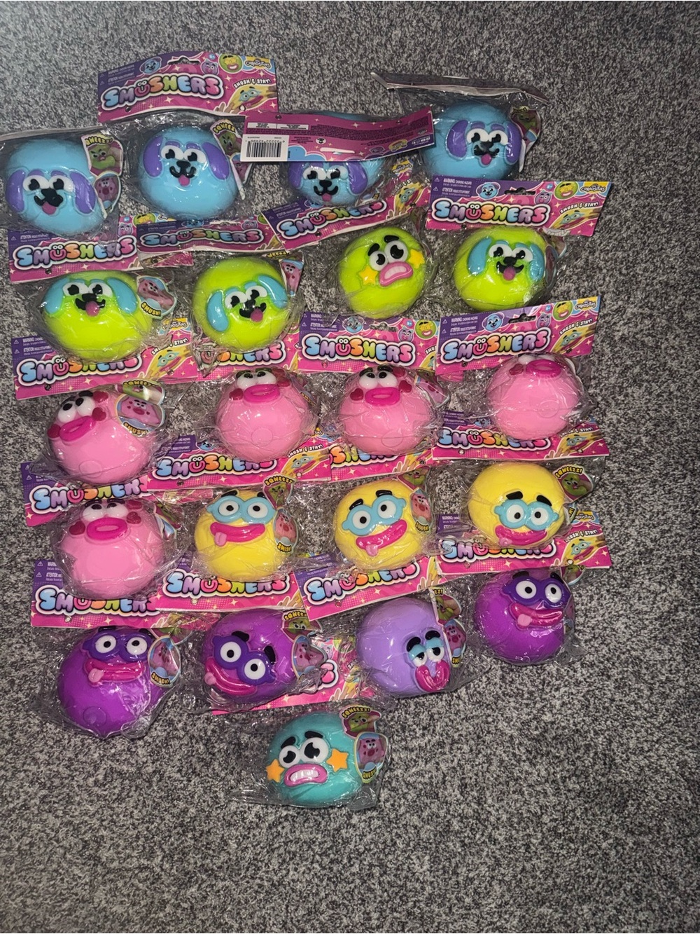 32 Smushers squishy by Orb Curiosities ! 
Huge Lot of SMUSHERS